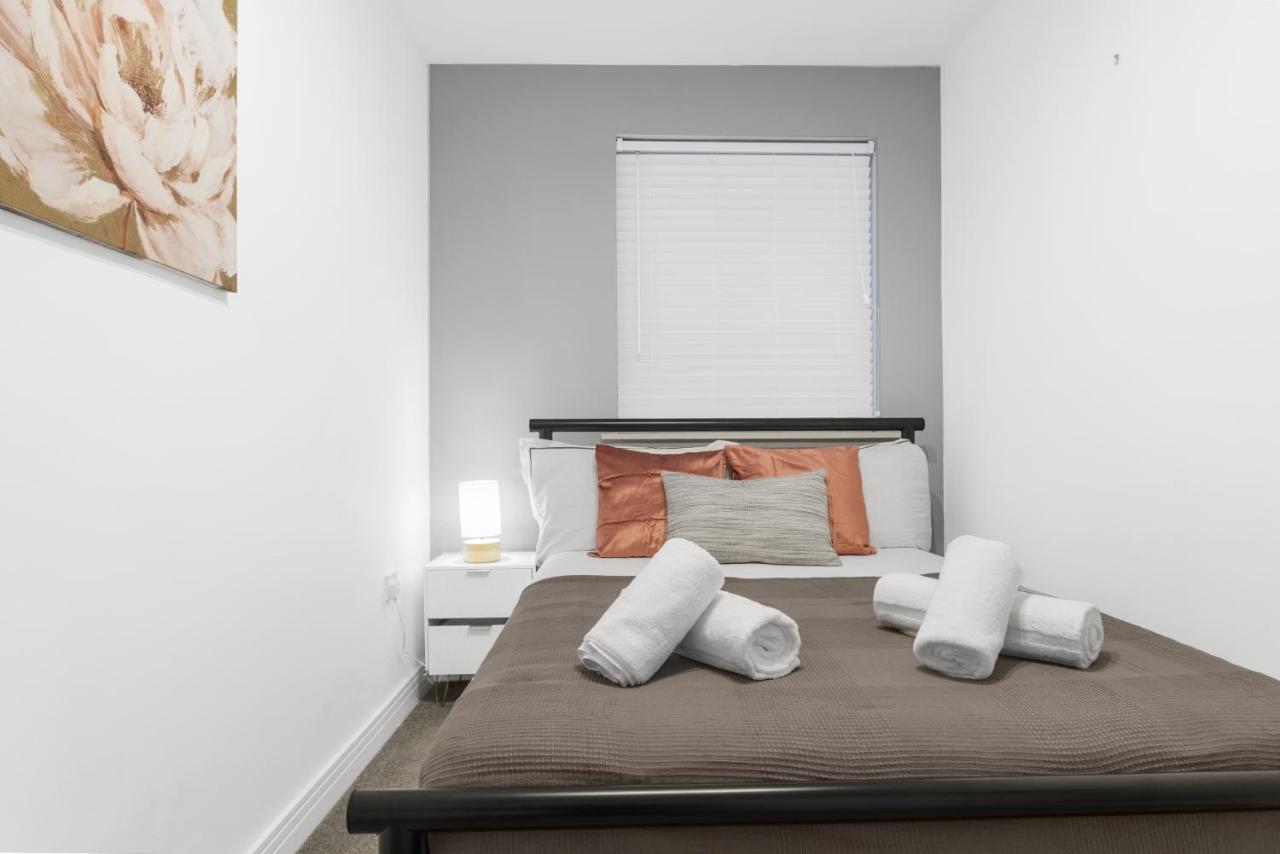 Birmingham, Modern 2 Bedroom, Free Parking Spaces, Free Wi-Fi And Netflix Bagian luar foto